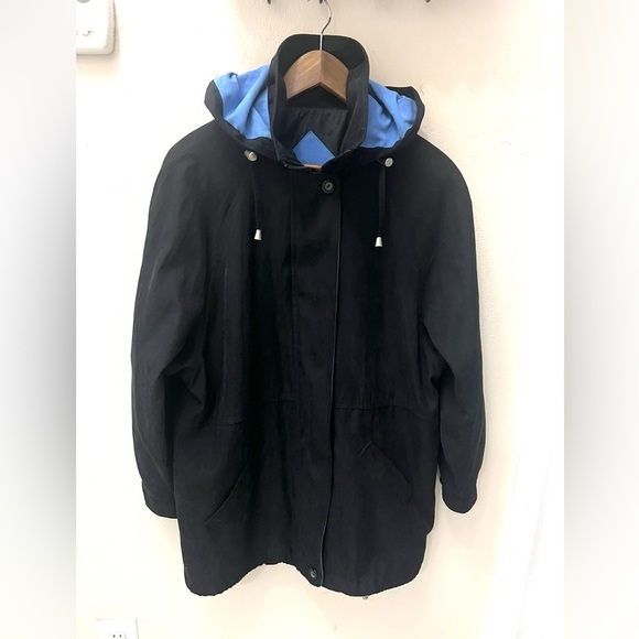 London Fog Jackets & Blazers - London Fog Black Bomber Jacket with Blue Accents